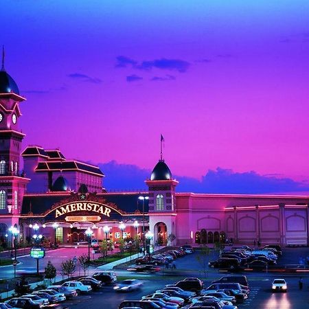 Ameristar Casino Hotel Kansas City Exterior photo