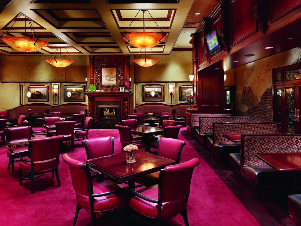 Ameristar Casino Hotel Kansas City Exterior photo